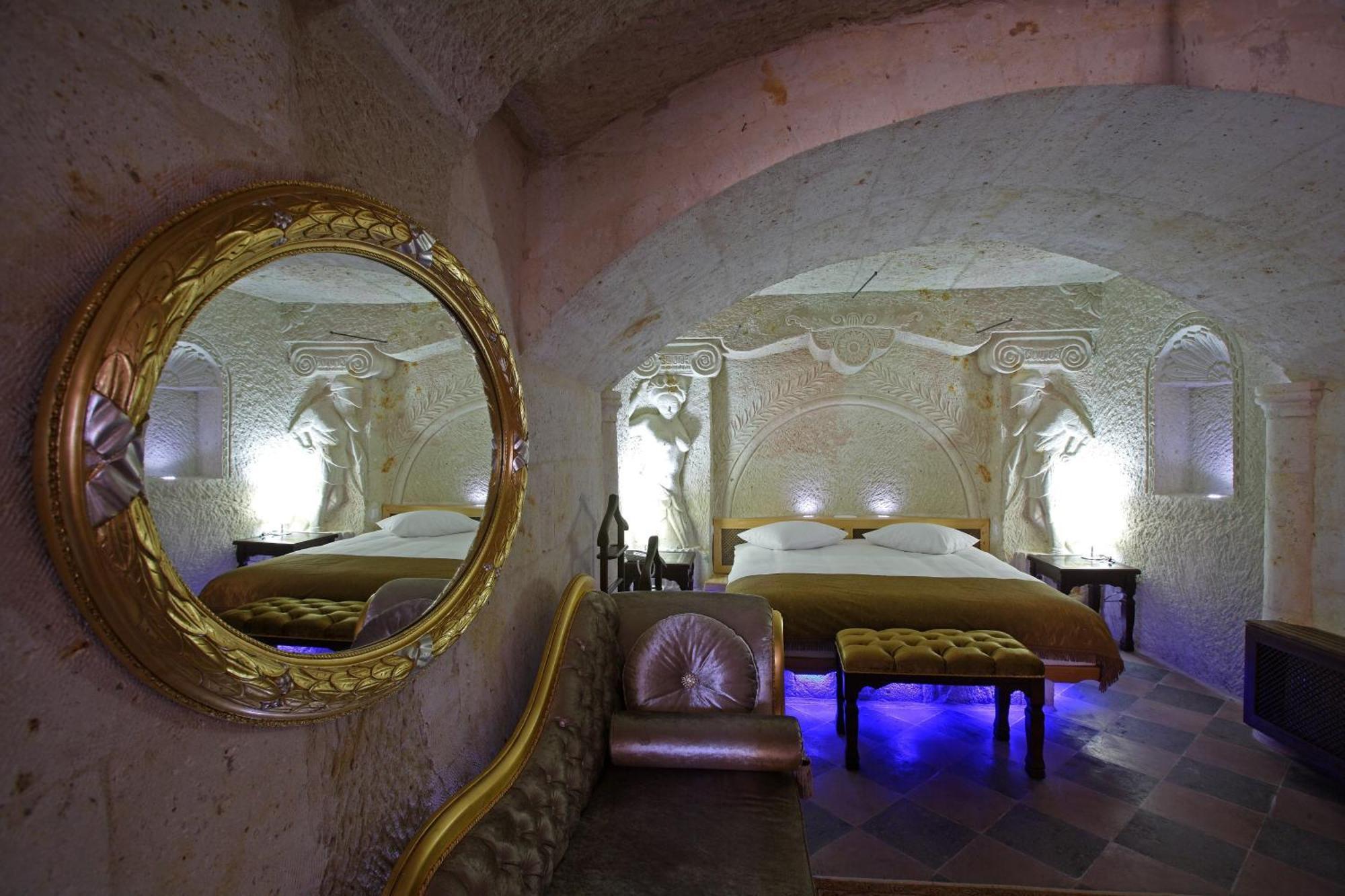 אורגופ Cappadocia Perimasali Cave Hotel חדר תמונה