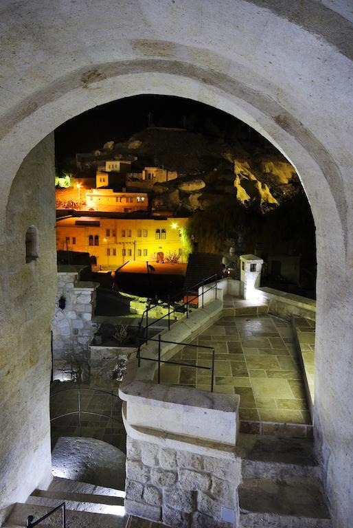 אורגופ Cappadocia Perimasali Cave Hotel מראה חיצוני תמונה
