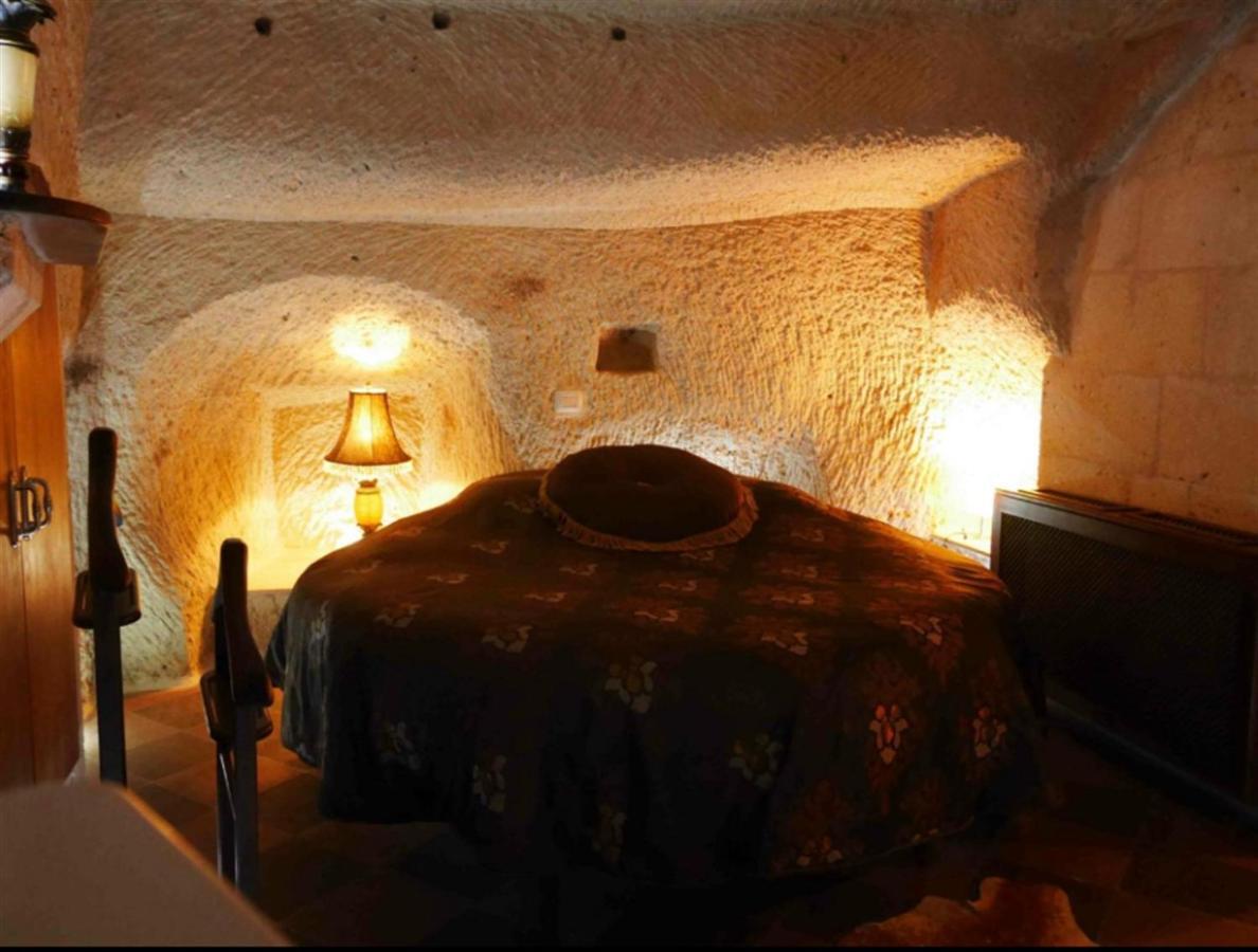 אורגופ Cappadocia Perimasali Cave Hotel מראה חיצוני תמונה