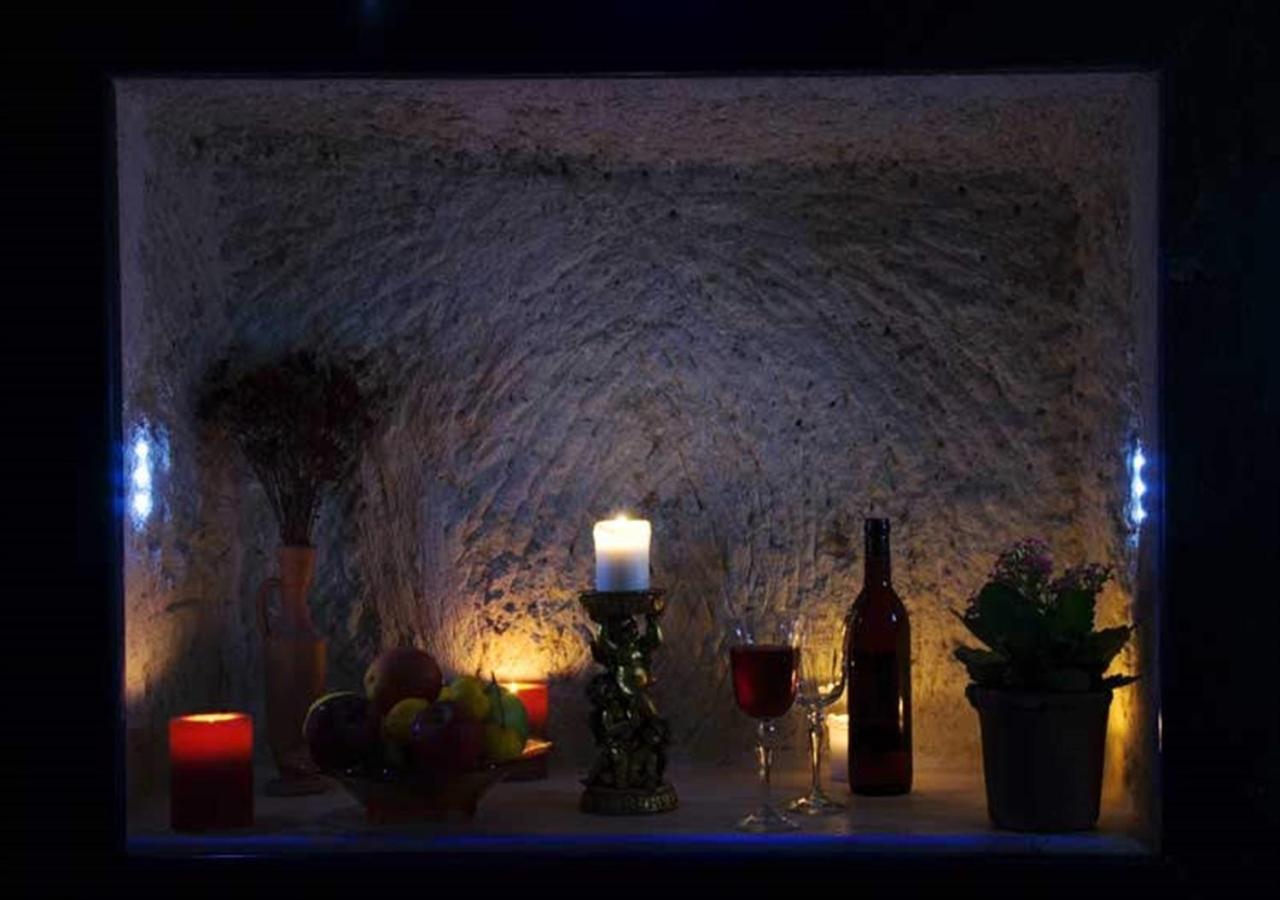 אורגופ Cappadocia Perimasali Cave Hotel מראה חיצוני תמונה